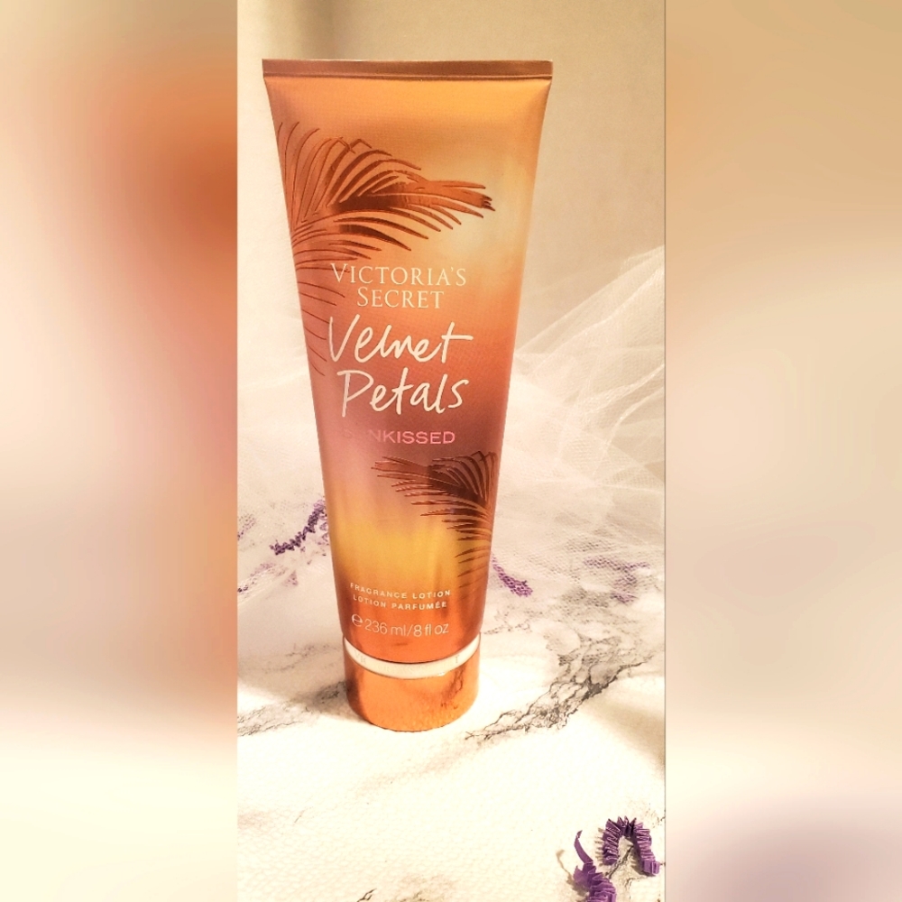 VS Sunkissed Velvet Prtal Body Lotion